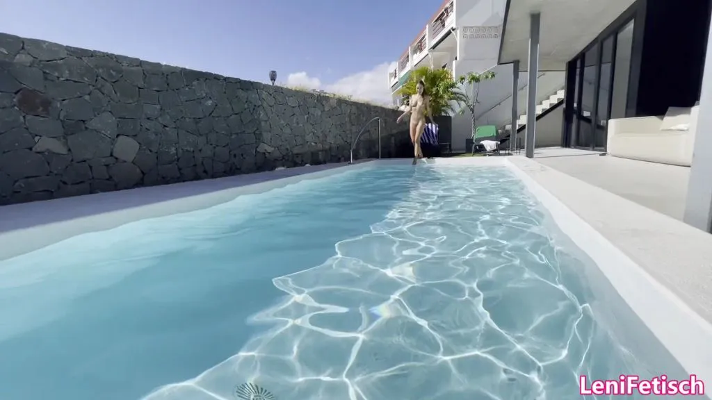 thumbnail foto nr. 8 von BIKINI GIRLFRIEND EXPERIENCE! 2025! UNTERWASSER FINGERN NO2!