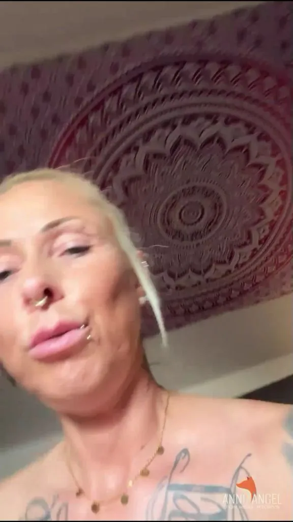 thumbnail foto nr. 2 von POV Dildo Fuck!!