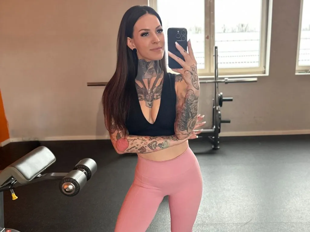 sexy foto nr. 7 von BrownieyQueen