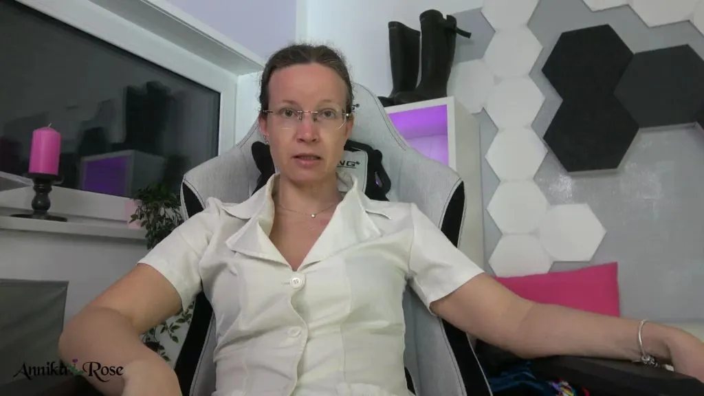 thumbnail foto nr. 4 von Ich vermesse dein bestes Stück -Rollenspiel-