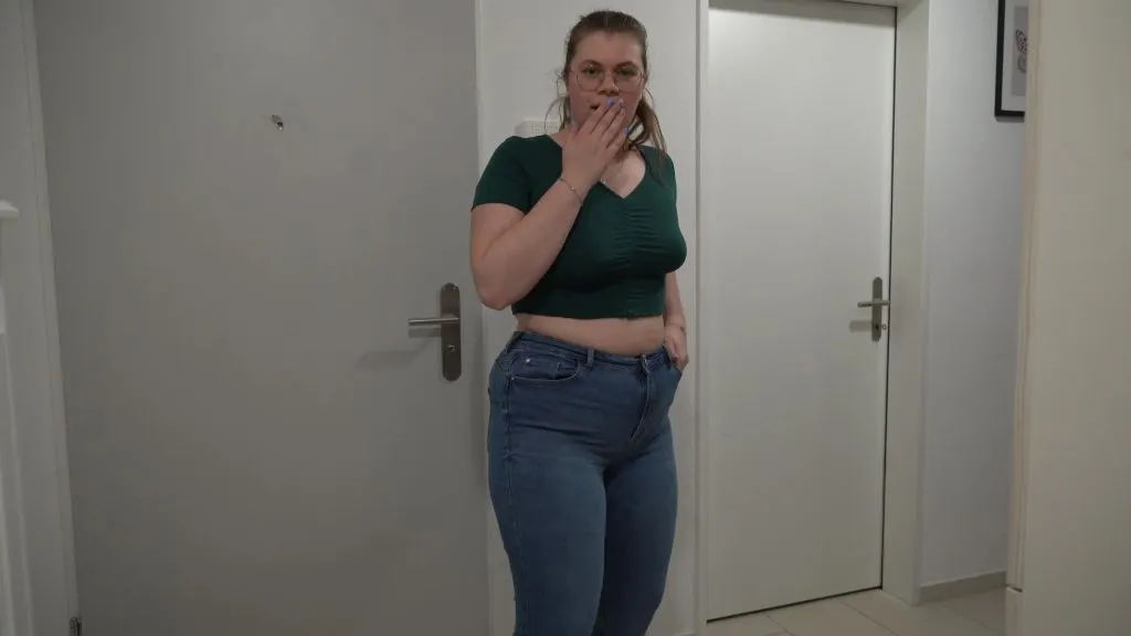 thumbnail foto nr. 4 von Wie peinlich! Neue Jeans schon eingesaut! Mega Jeanspiss!