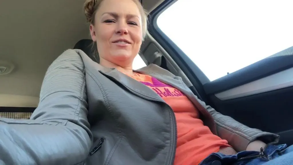 thumbnail foto nr. 8 von geile Spritztour! Quicky bei der Autofahrt!!