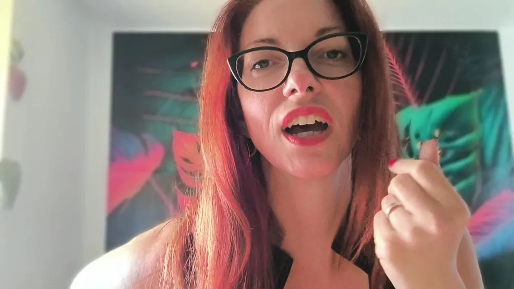 thumbnail foto nr. 2 von ACHTUNG...High Heel wichsen, aber ganz anders