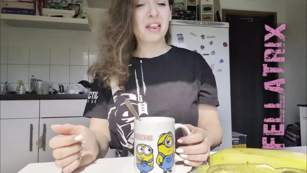 thumbnail foto nr. 4 von Fickamine zum Frühstück - Bananajob