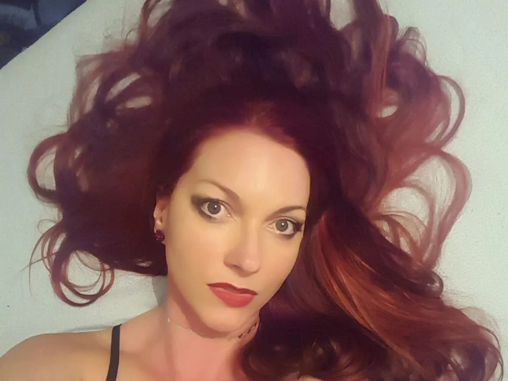 sexy foto nr. 10 von RedJayde