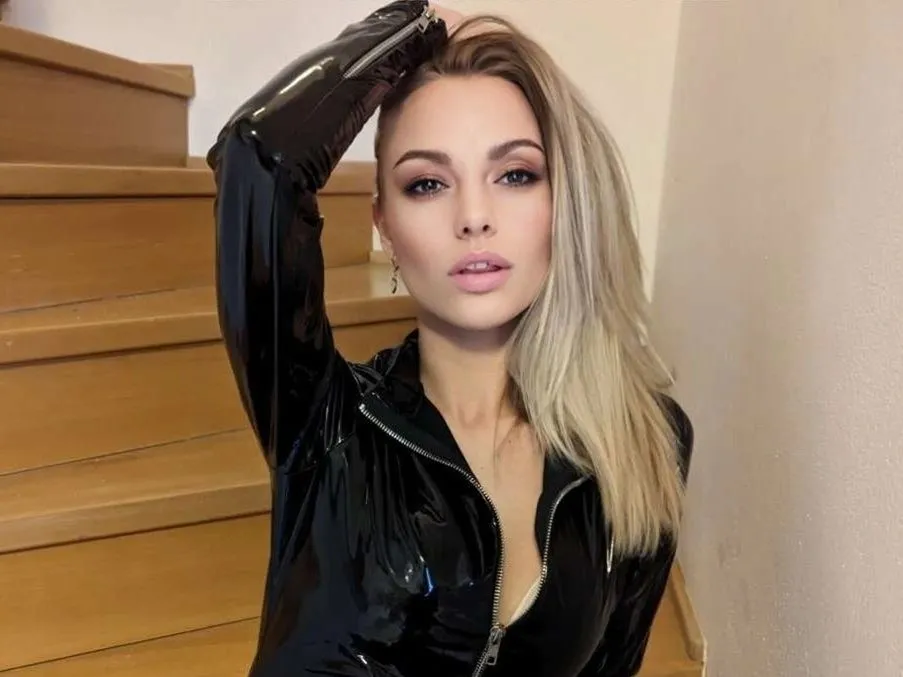 sexy foto nr. 10 von VickyFox