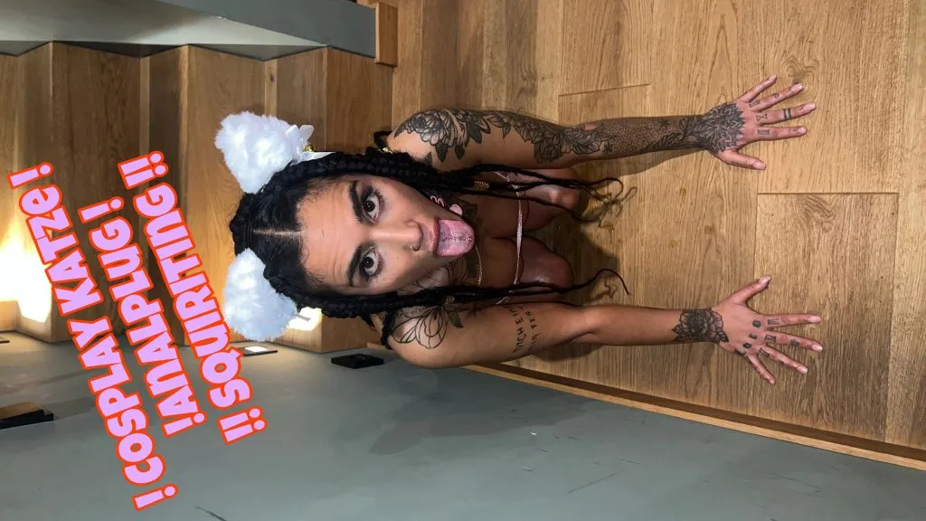 COSPLAY KATZE !! Analplug!!HappyEnd Squiriting 💦