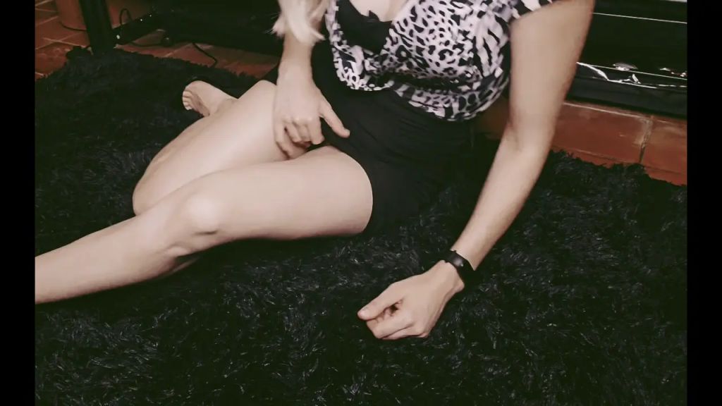 Vorschaubild 7 zum Video „Spritz` auf meine Heels!“