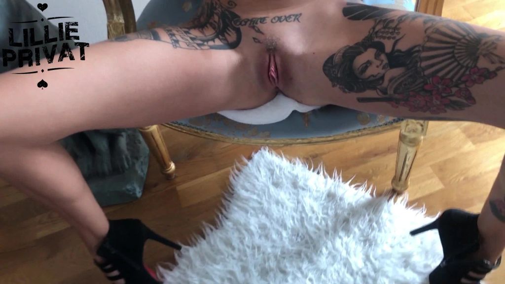 sexy foto nr. 6 von Heftig "2. Schwänze" für Lillie