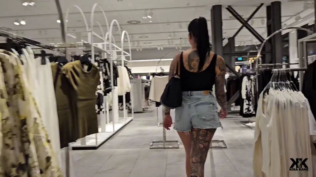 sexy foto nr. 2 von Fremder fickt mich in der Öffentlichkeit!