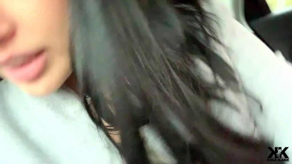 sexy foto nr. 3 von privates Handyvideo - im UBER heimlich gefingert
