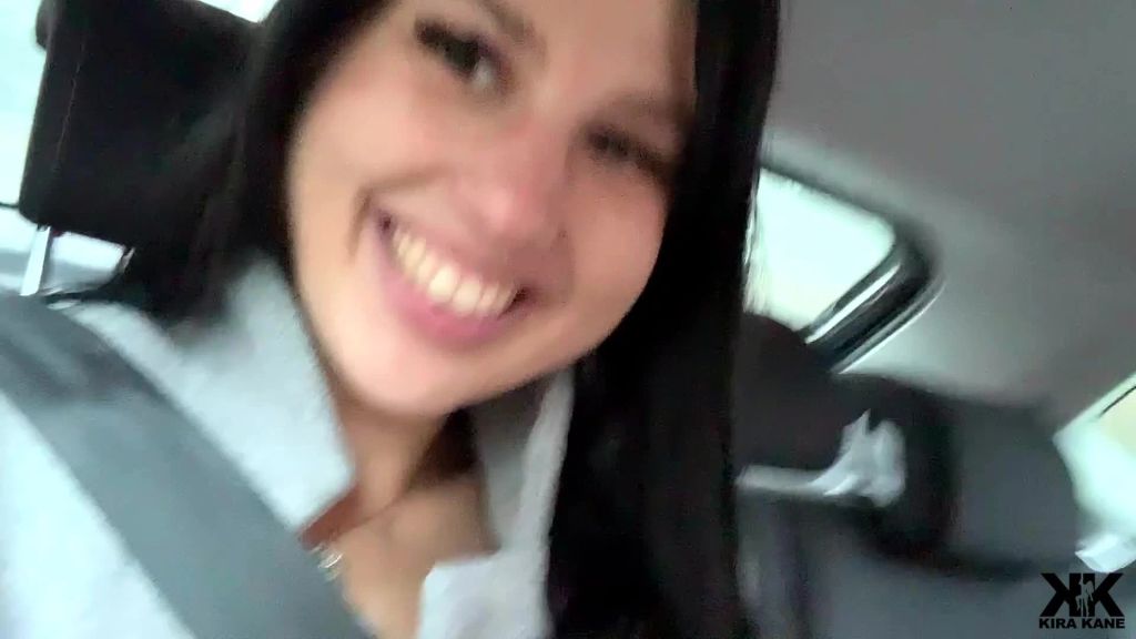 sexy foto nr. 4 von privates Handyvideo - im UBER heimlich gefingert