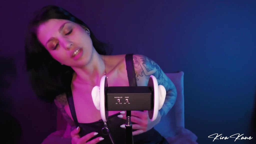 sexy foto nr. 2 von Dirty Talk Extreme and Wild Sucking Sounds - ASMR