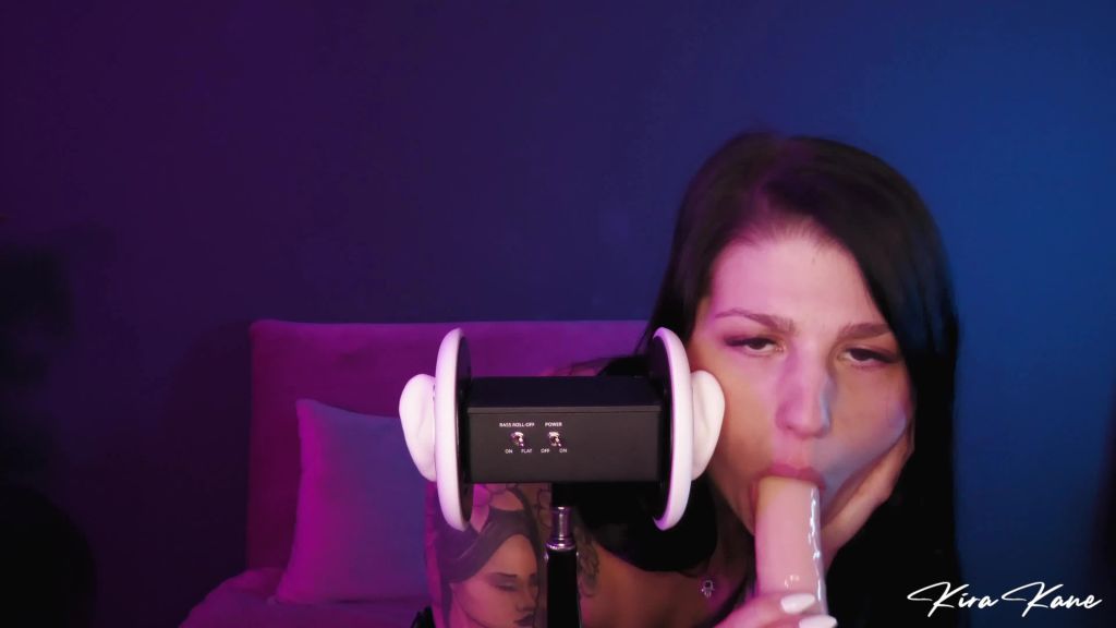 sexy foto nr. 8 von Dirty Talk Extreme and Wild Sucking Sounds - ASMR
