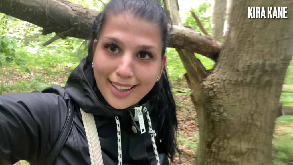 Public im Wald!