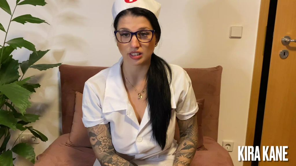 sexy foto nr. 2 von Schwester Kane im Einsatz - Stangenfieber ade!