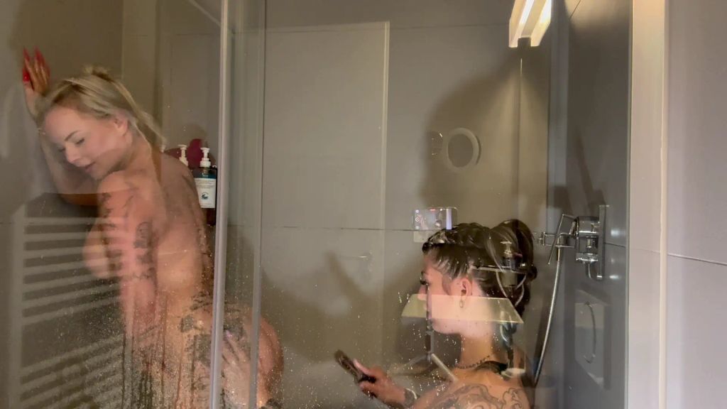 sexy foto nr. 6 von Wir teilen uns einen Schwanz!