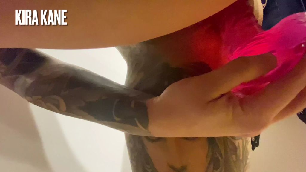 sexy foto nr. 7 von Dildofick in der Umkleide! Ich treibe es public!
