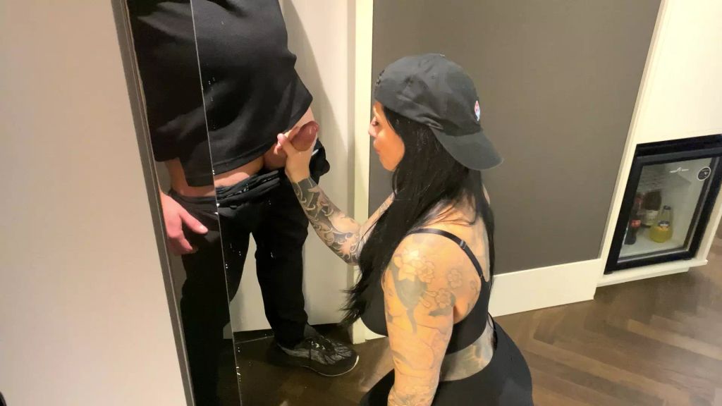 sexy foto nr. 5 von VENUS SPECIAL - Im Hotel vom Pizzaboten zerfickt und benutzt