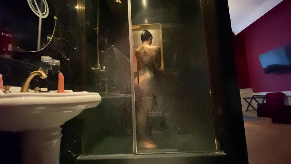 sexy foto nr. 6 von VERSTECKTE KAMERA! - Perverser spannert mich komplett aus!