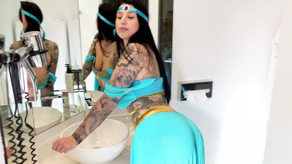 sexy foto nr. 4 von Aladdin und die Wunderschlampe
