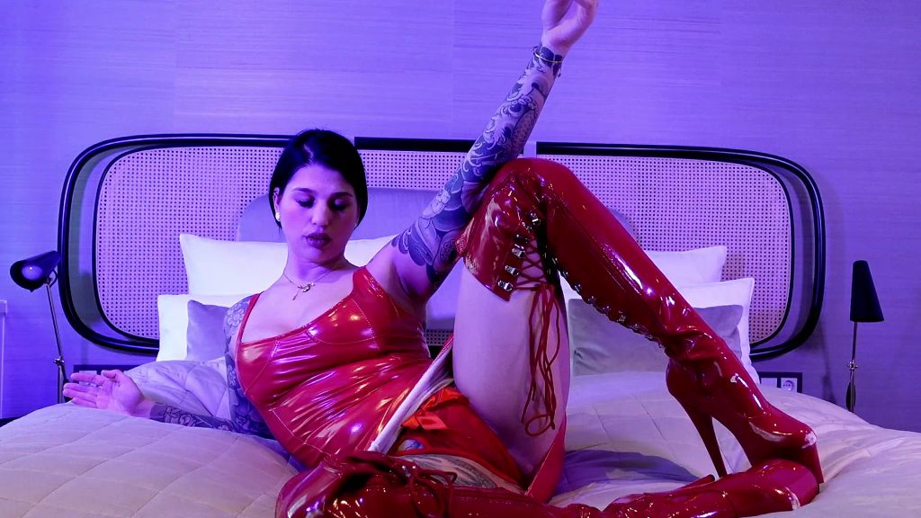 sexy foto nr. 1 von Stiefel Herrin benutzt dich gnadenlos!