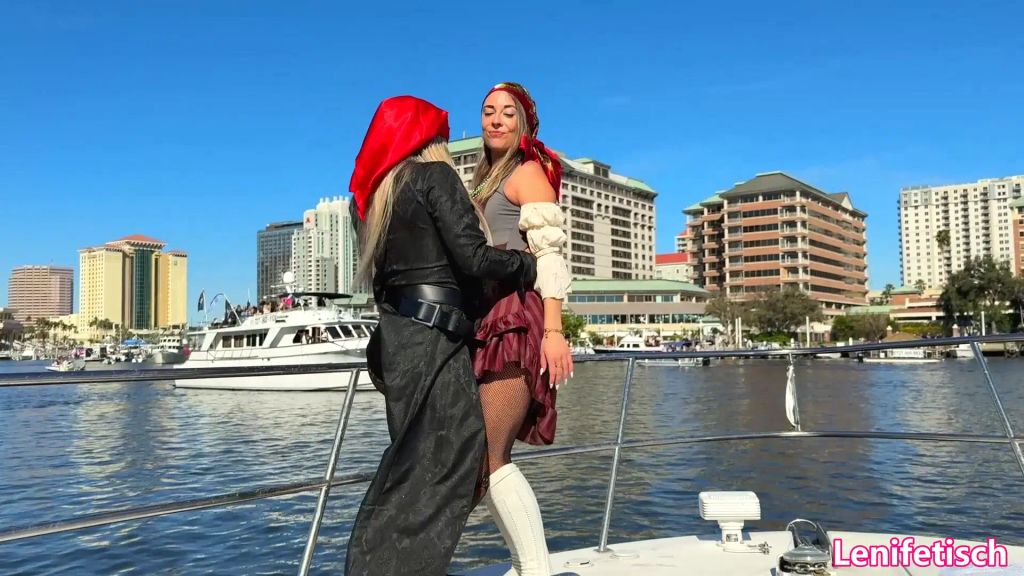 sexy foto nr. 2 von LENI GOES WILD! WAS FÜR EIN VERFICKTER TAG AUF DER YACHT!