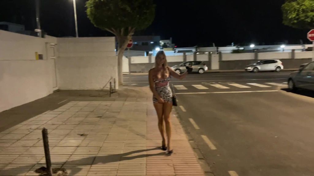 sexy foto nr. 7 von EINFACH KRANK! MEHR PUBLIC GEHT NICHT! ÖFFENTLICH MIT SQUIRT