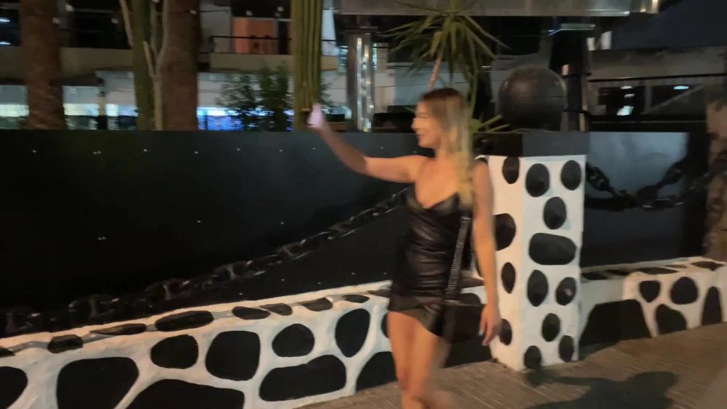 sexy foto nr. 2 von EINFACH KRANK! MEHR PUBLIC GEHT NICHT! MIT DIRTYDESTINY