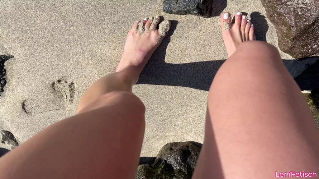 sexy foto nr. 5 von FUßPORNO FÜR MEINE FUß LIEBHABER! SAND FÜßE NÄGEL!
