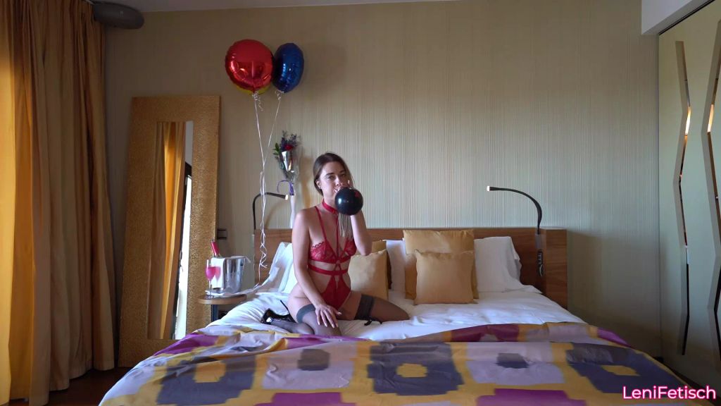 sexy foto nr. 2 von Ballon Fetisch! Ich Vögel die Luft aus dem Stück!