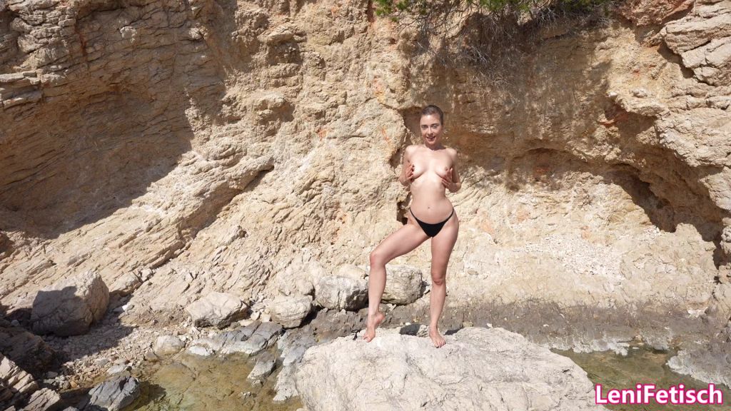 sexy foto nr. 5 von BIKINI GIRLFRIEND EXPERIENCE! MIT LENI ON TOUR! FKK LOVE IT!
