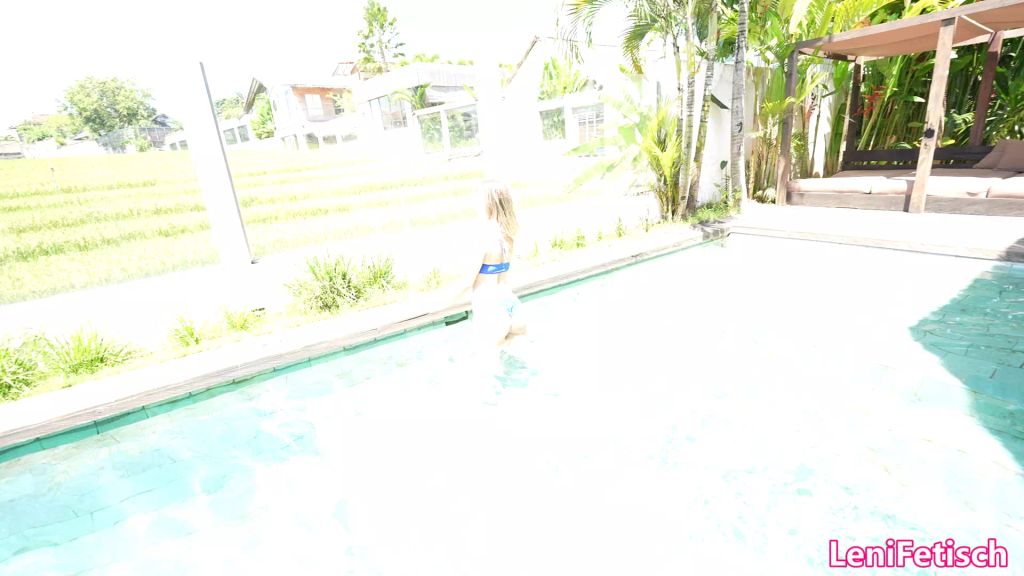 sexy foto nr. 7 von BIKINI GIRLFRIEND EXPERIENCE! I DID IT AGAIN! DAS PARADIES!