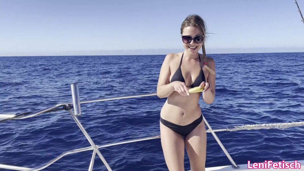 sexy foto nr. 1 von BIKINI GIRLFRIEND EXPERIENCE! 2025! BOOT BANANA BLOWJOB!