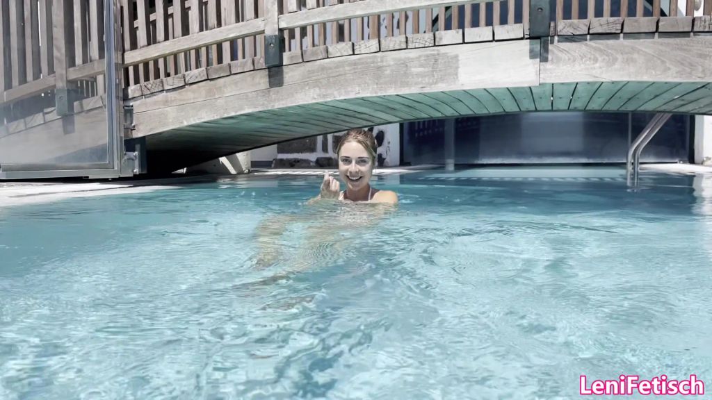 sexy foto nr. 5 von BIKINI GIRLFRIEND EXPERIENCE! 2025! INFINITY POOL BERGE!