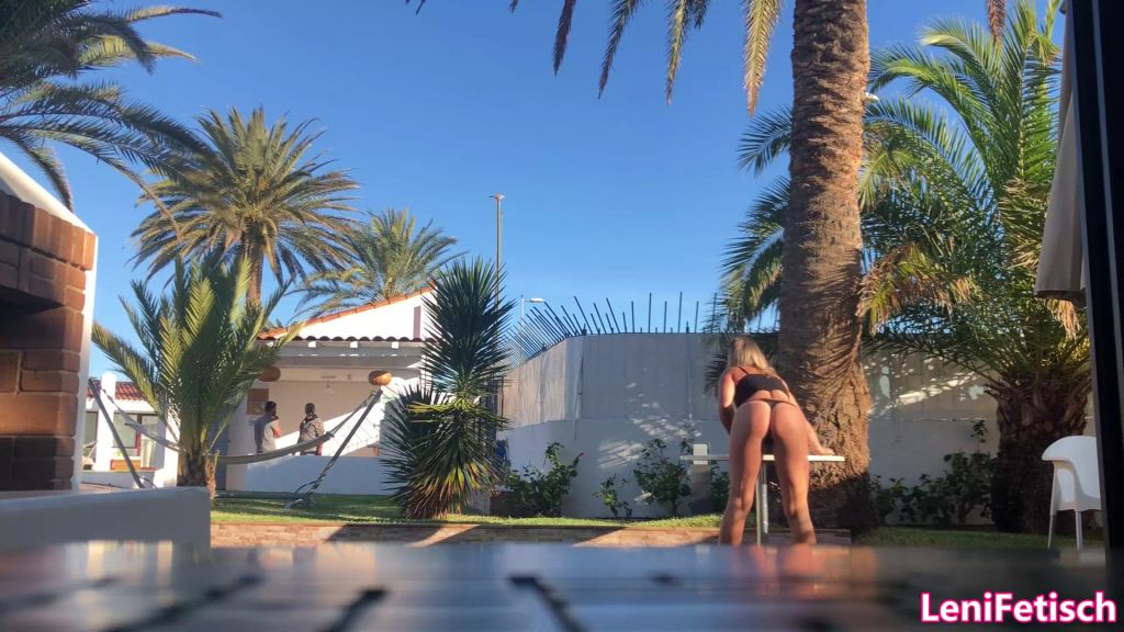 sexy foto nr. 4 von BIKINI GIRLFRIEND EXPERIENCE! 2025! DIE HANDWERKER SIND DA!