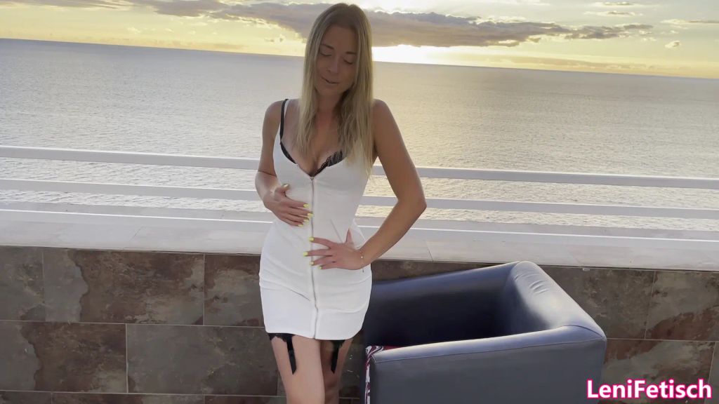 sexy foto nr. 1 von DIE SONNE GEHT UNTER! LAUSCHE DEM RAUSCHEN UND MEINER STIMME