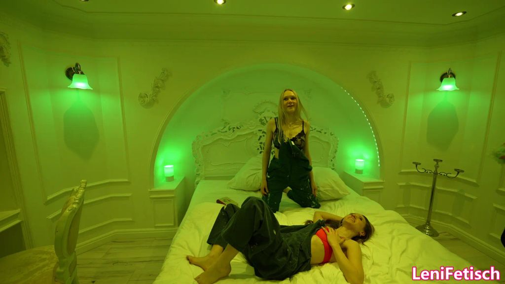sexy foto nr. 2 von Putzen ist wie eine Schachtel Pralinen, man weiß nie........