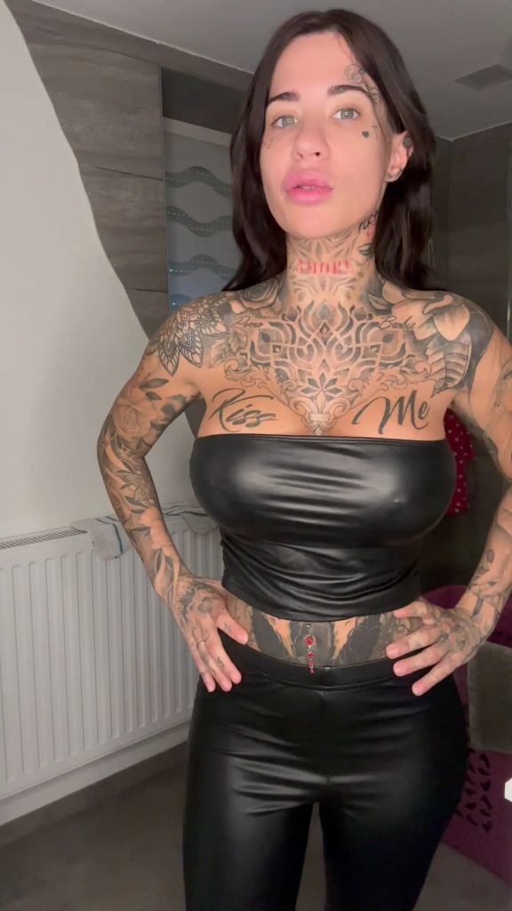 sexy foto nr. 3 von Ich bin deine Freundin die dir alles erfüllen muss - Dildo