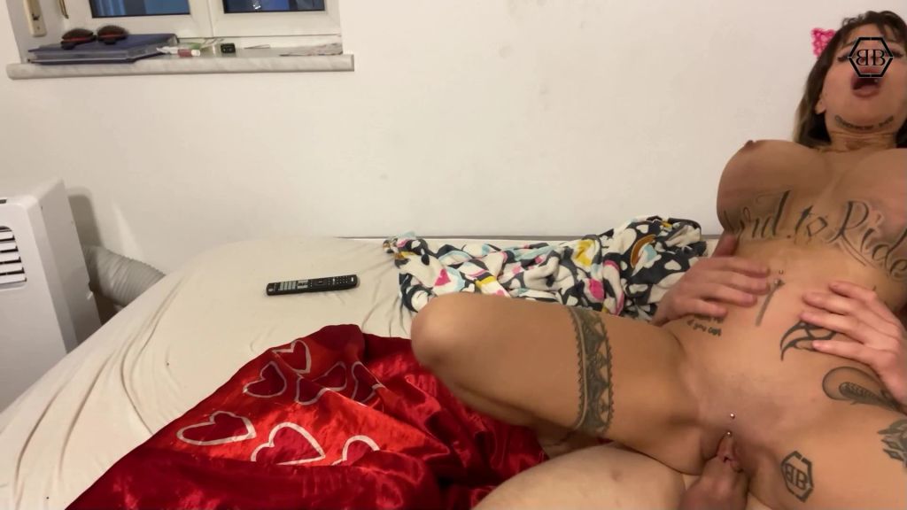 sexy foto nr. 6 von Privates Sextape – Hardcore gefickt – sei mein Spanner