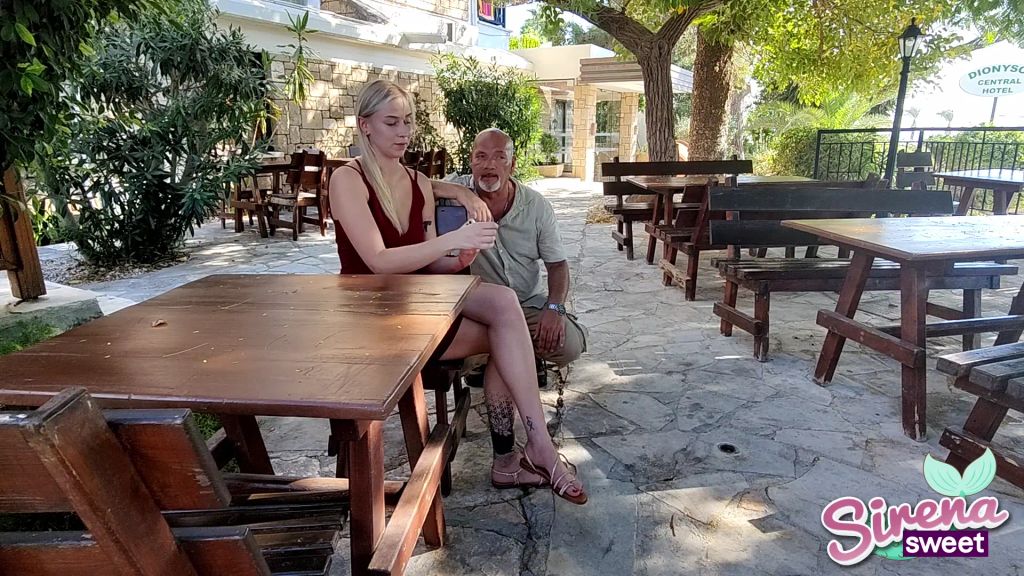 sexy foto nr. 2 von Tinder Schwindler – was hat er sich bloß dabei gedacht?