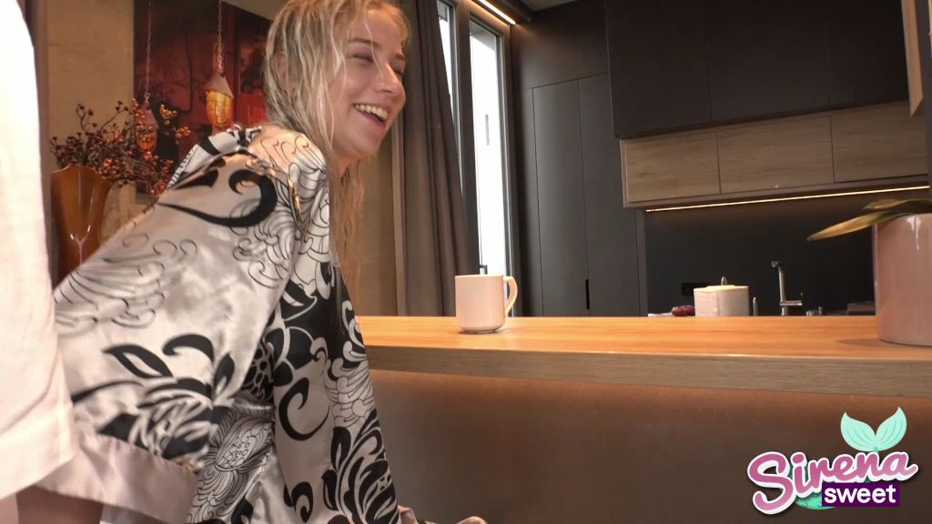 sexy foto nr. 1 von Morgenlatte zum Frühstück inklusive Sahne!