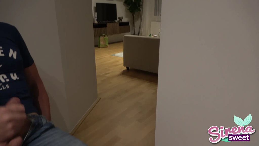 sexy foto nr. 1 von User hört beim Ficken zu und zerfickt mich dann Hardcore