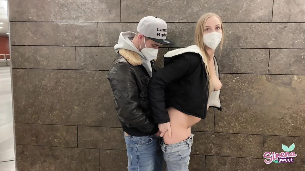 sexy foto nr. 9 von Mein krassester Public Fick