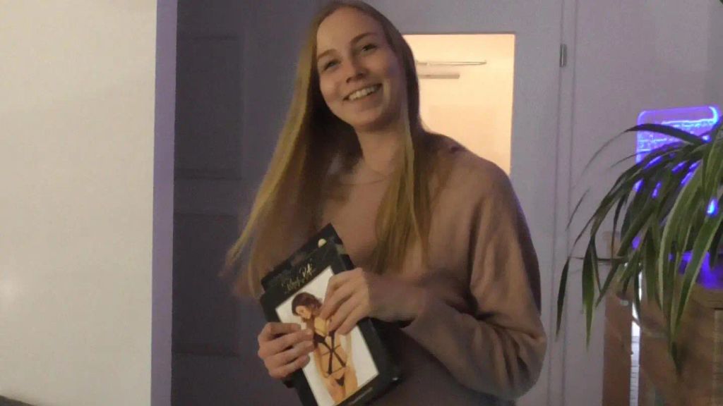 Sugardaddy mit meiner  Fotze belohnt