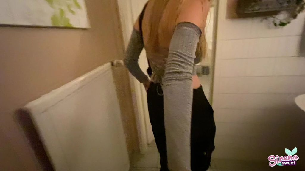 sexy foto nr. 5 von Public Fick im Restaurant mit Spermawalk