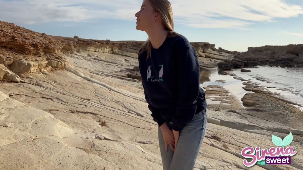 sexy foto nr. 1 von Outdoor Pissfotze am Meer