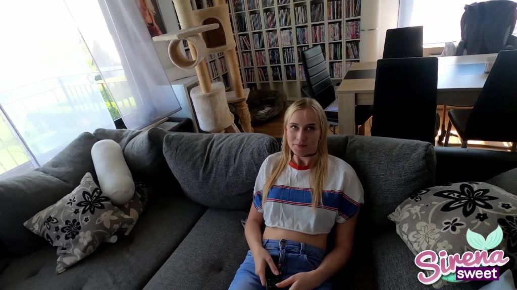 sexy foto nr. 1 von Geht's noch Vom Stiefbruder gefickt, wenn das Mama wüsste!