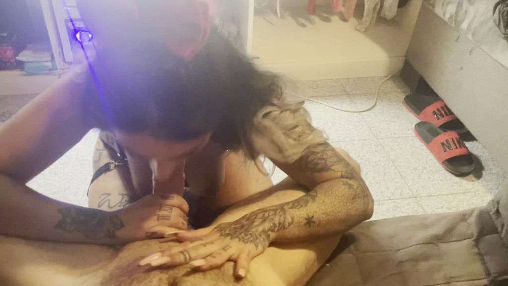 sexy foto nr. 3 von PRIVATE AUFNAHME EXTREM DEEPROTH!!!