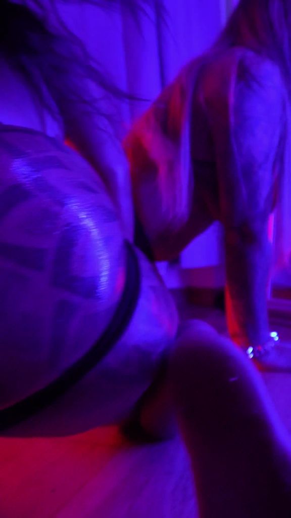 sexy foto nr. 2 von BigBooty’s Latinas !! Mit RiaRosa